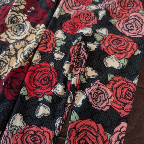 LULAROE Girls Floral Patterned Leggings Bundle Lot Of 4 Pairs Size Small/Medium - Picture 2 of 6